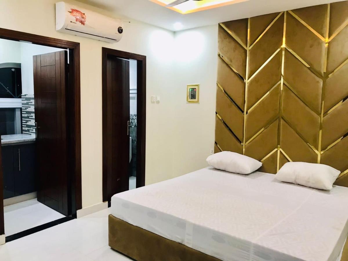 Hotel Premier Heights Jhelum Extérieur photo