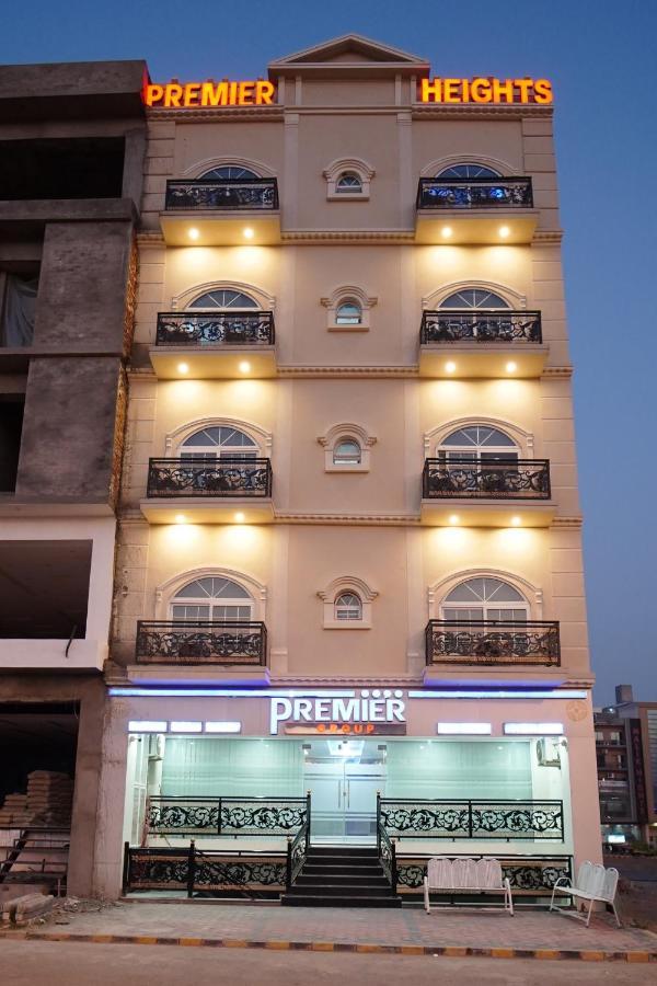 Hotel Premier Heights Jhelum Extérieur photo
