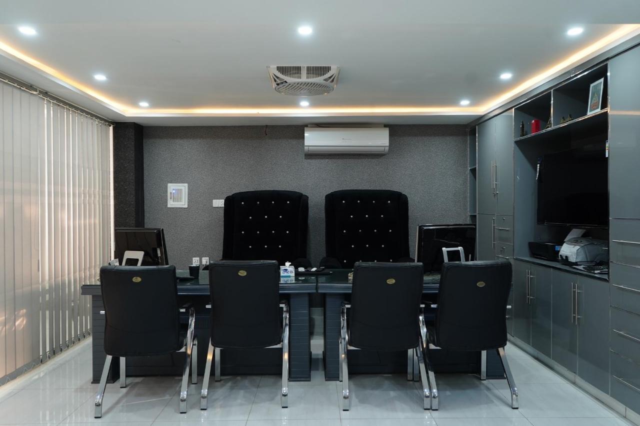 Hotel Premier Heights Jhelum Extérieur photo