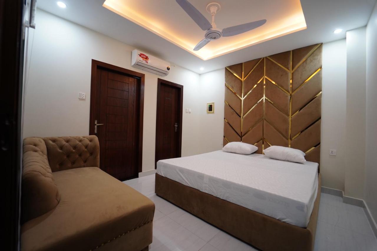 Hotel Premier Heights Jhelum Extérieur photo