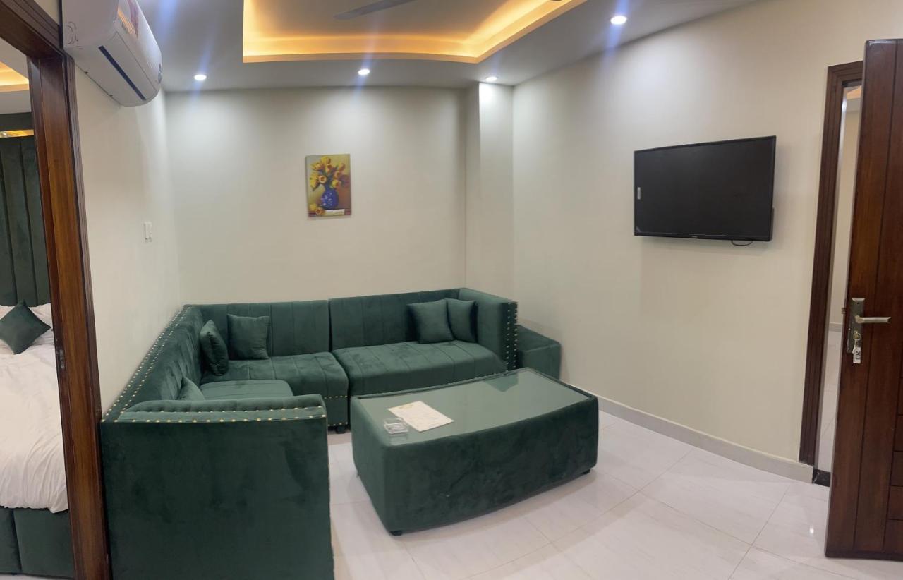 Hotel Premier Heights Jhelum Extérieur photo