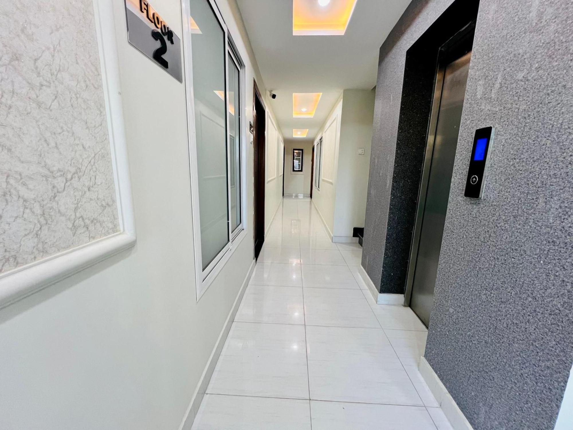 Hotel Premier Heights Jhelum Extérieur photo